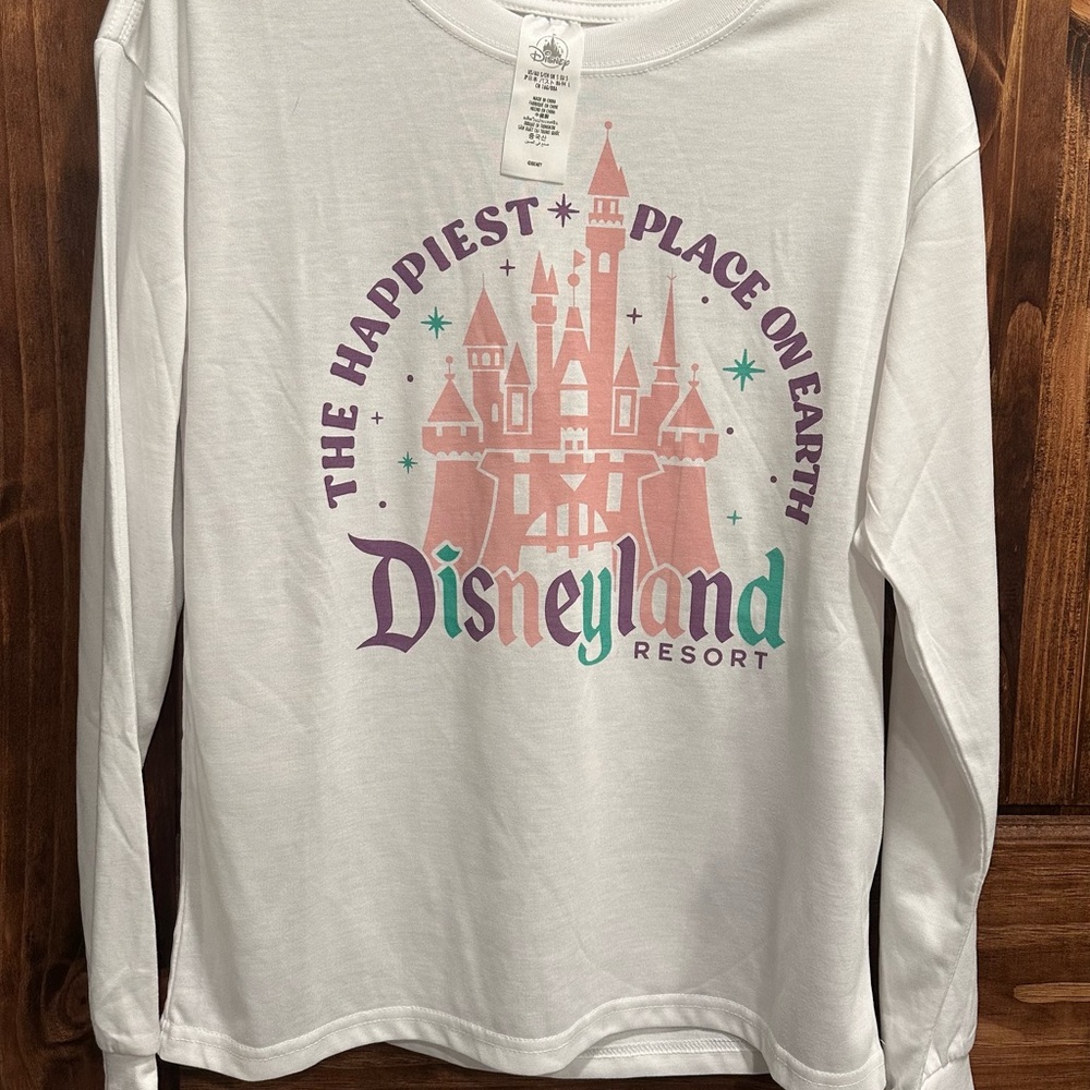 **NEW** Disneyland Resort -White Long Sleeve Women's T-Shirt Size Small